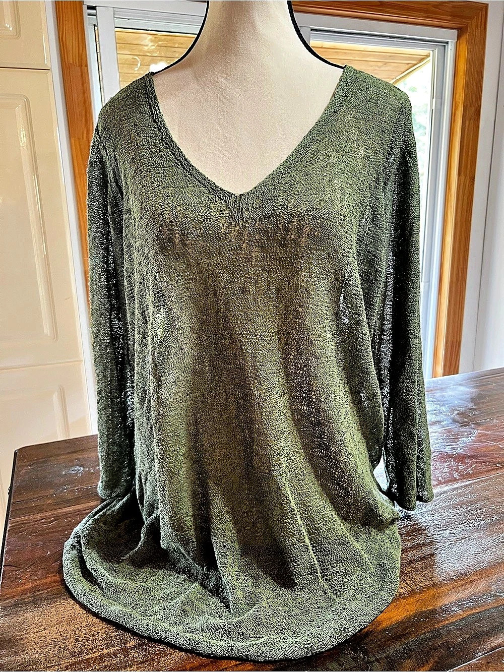 Coldwater Creek Deep V Textured Sweater Textured V-Neck Sweater in Green XL NWT